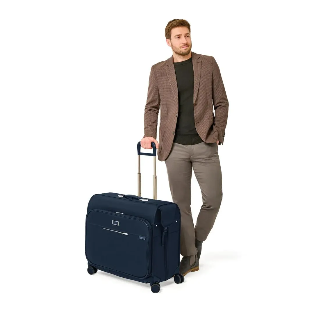 Baseline Deluxe Wardrobe Spinner