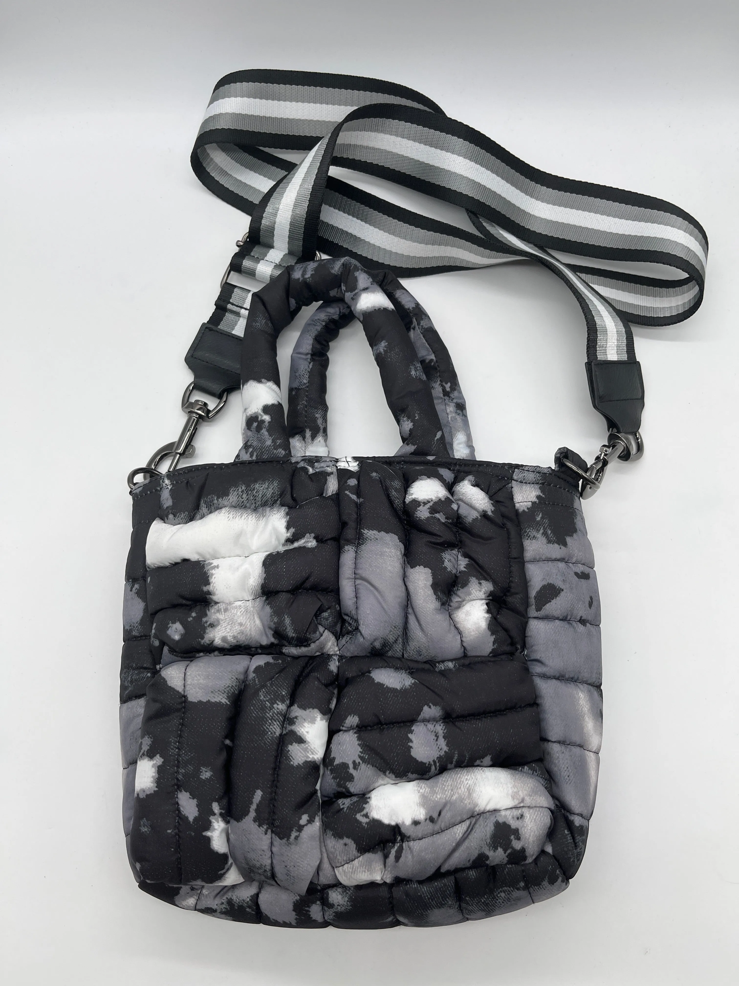 Crossbody By Think Royln, Size: Small