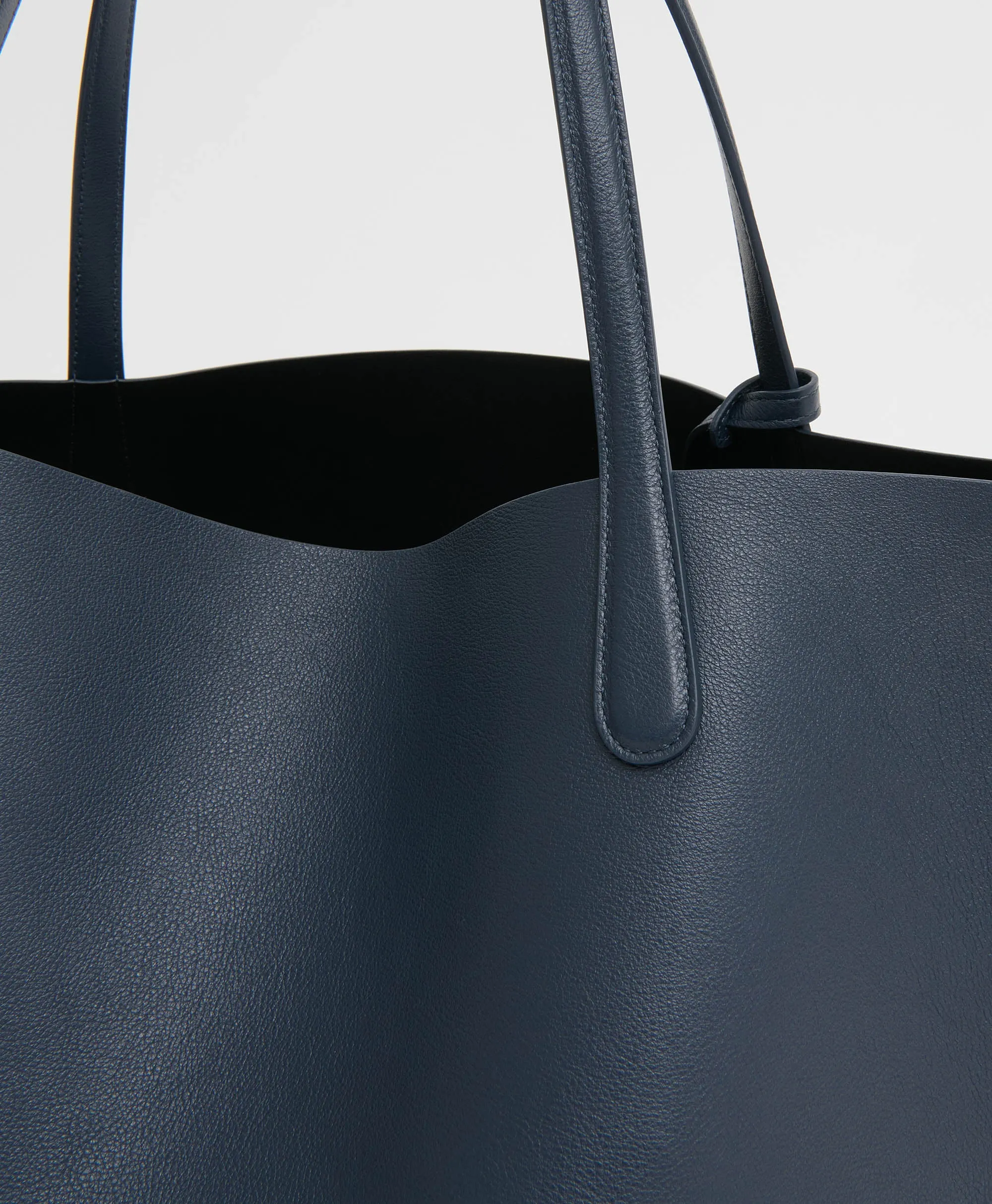 Everyday Soft Tote - Positano/Black