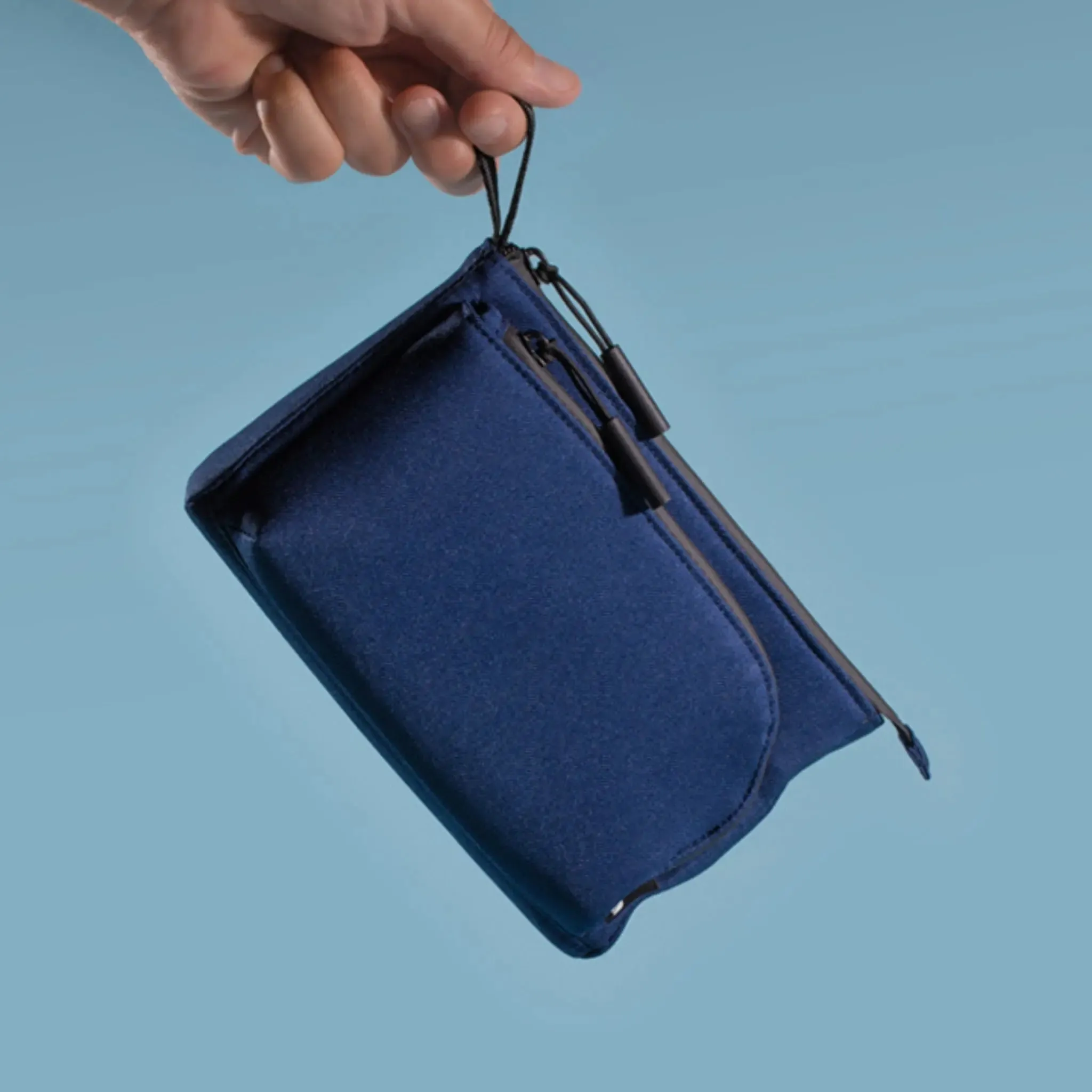 Facet Accessory Organizer in Recycled Twill