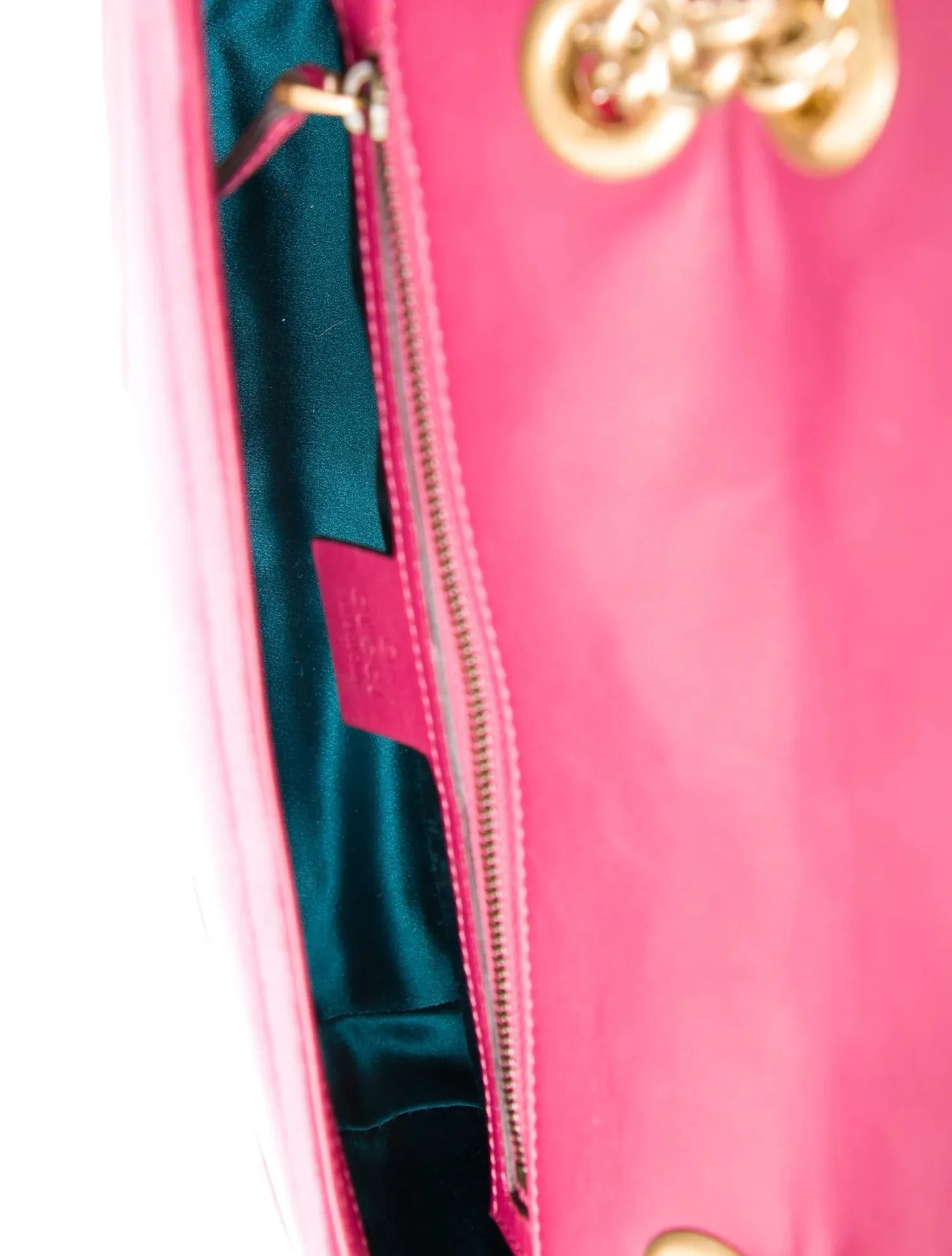 Gucci GG Marmont Shoulder Bag in Pink Velvet