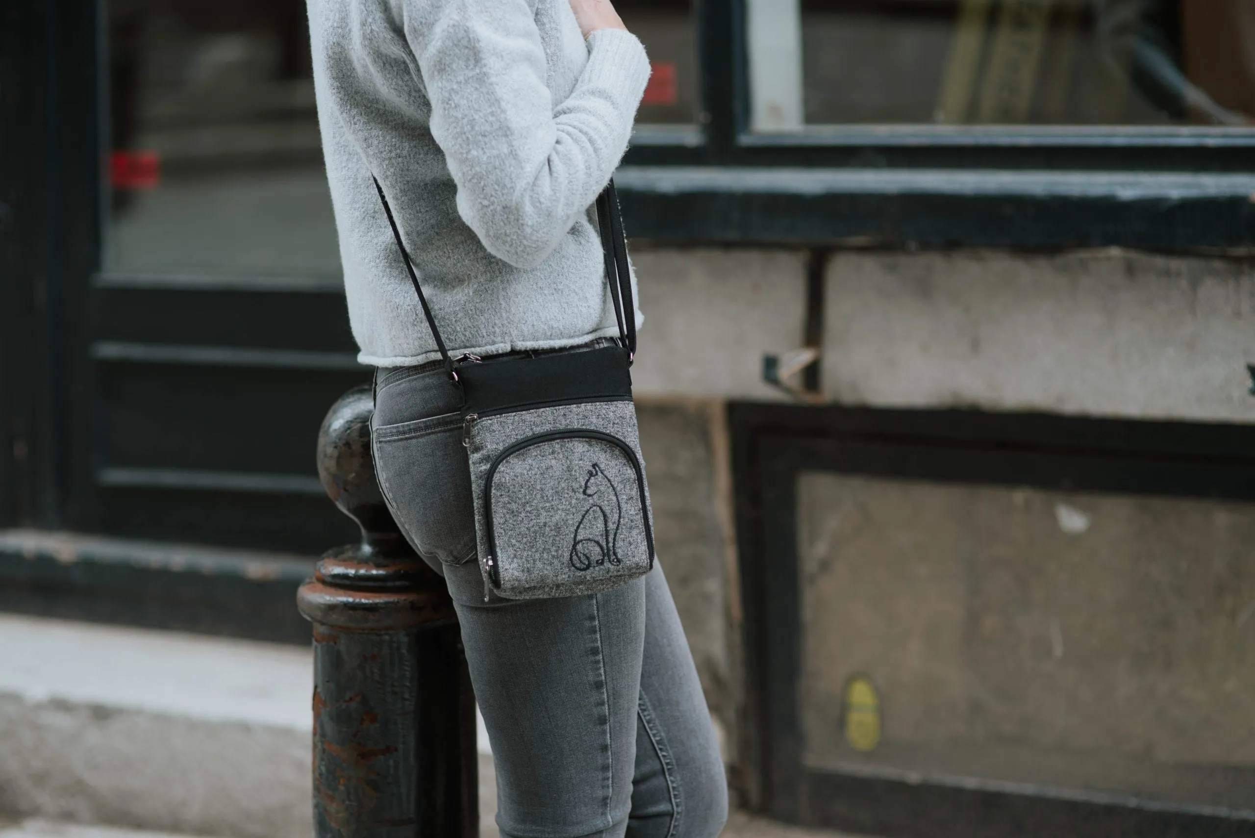 Jak's Grab and Go Pouch 172 - Black