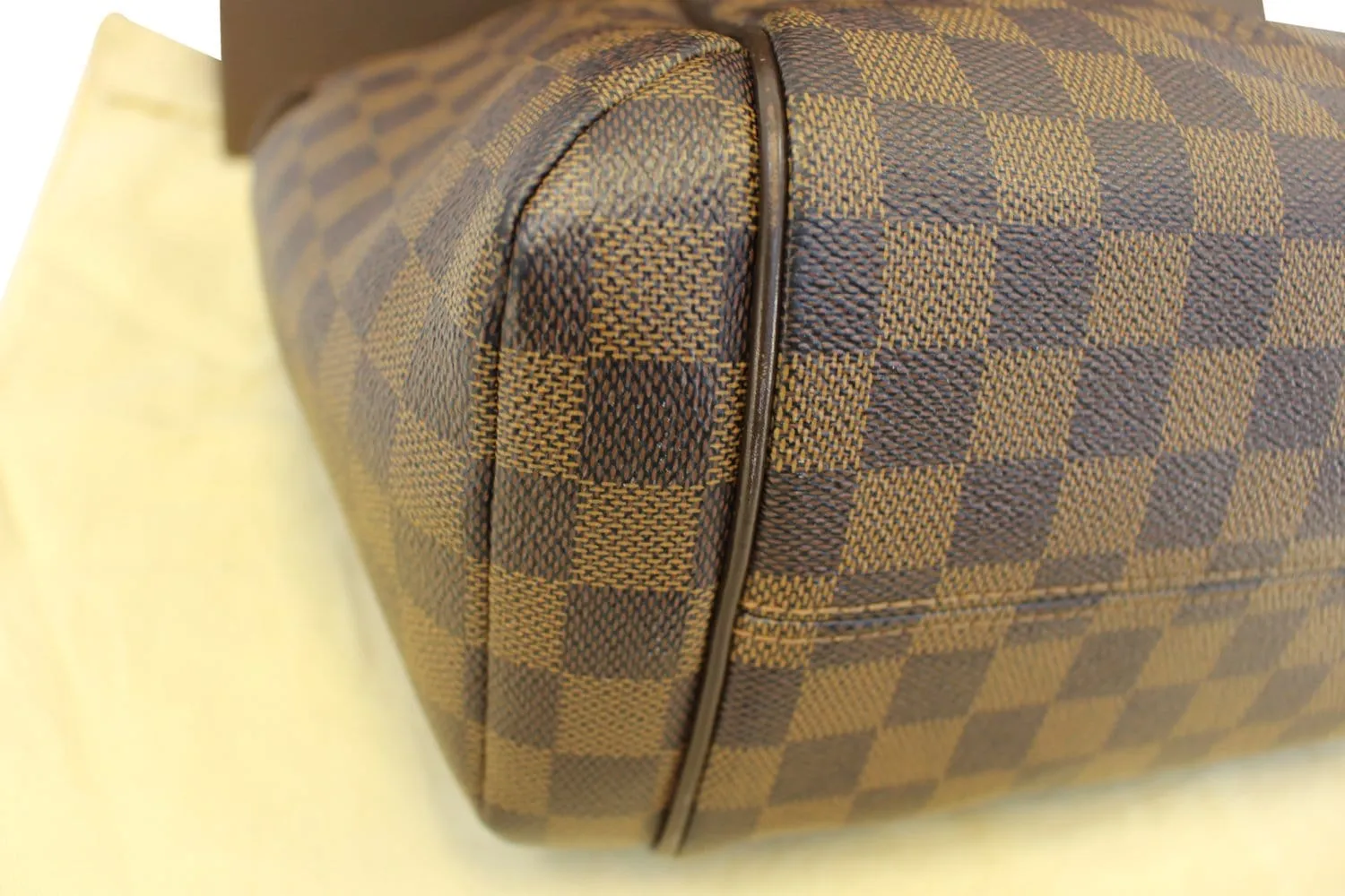 LOUIS VUITTON Damier Ebene Totally PM Tote Bag