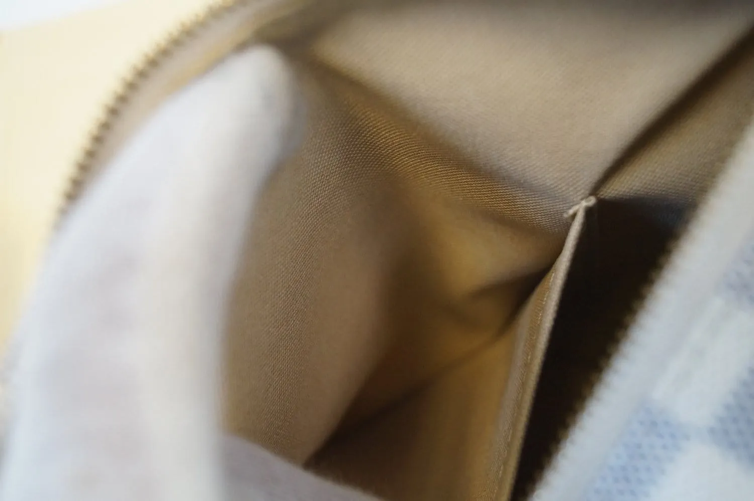 LOUIS VUITTON Totally PM Damier Azur White  Tote Bag