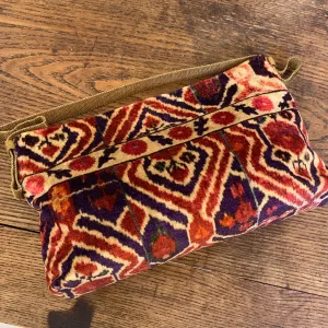 MP - Joan Velvet Bag | Magenta