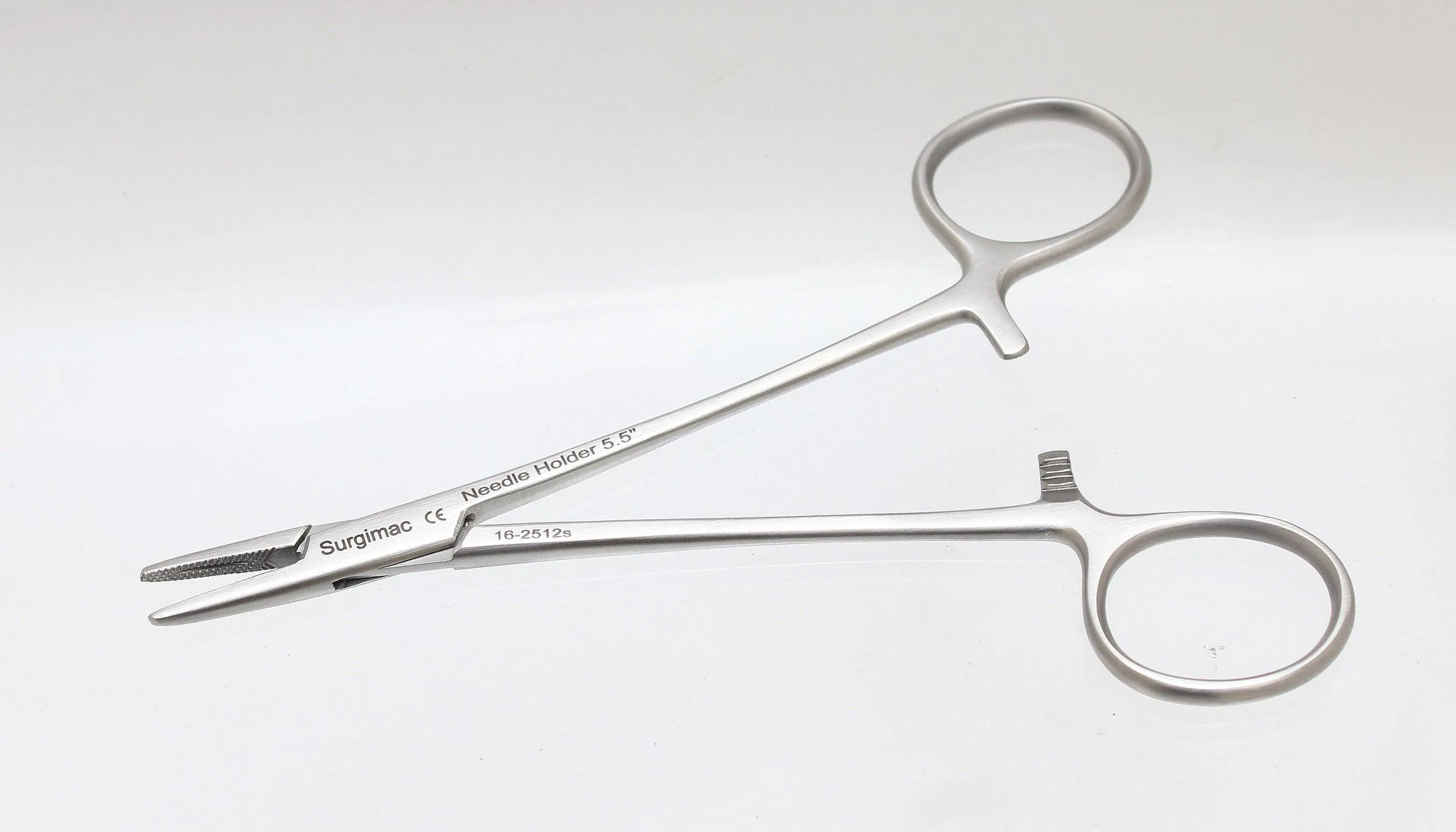 Needle Holder 5.5" Serrated jaws