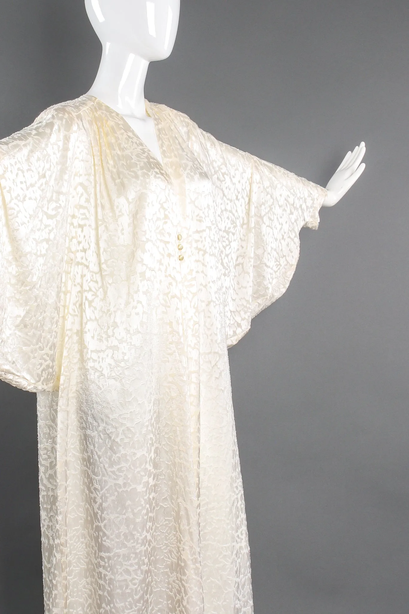 Velvet Burnout Angel Duster