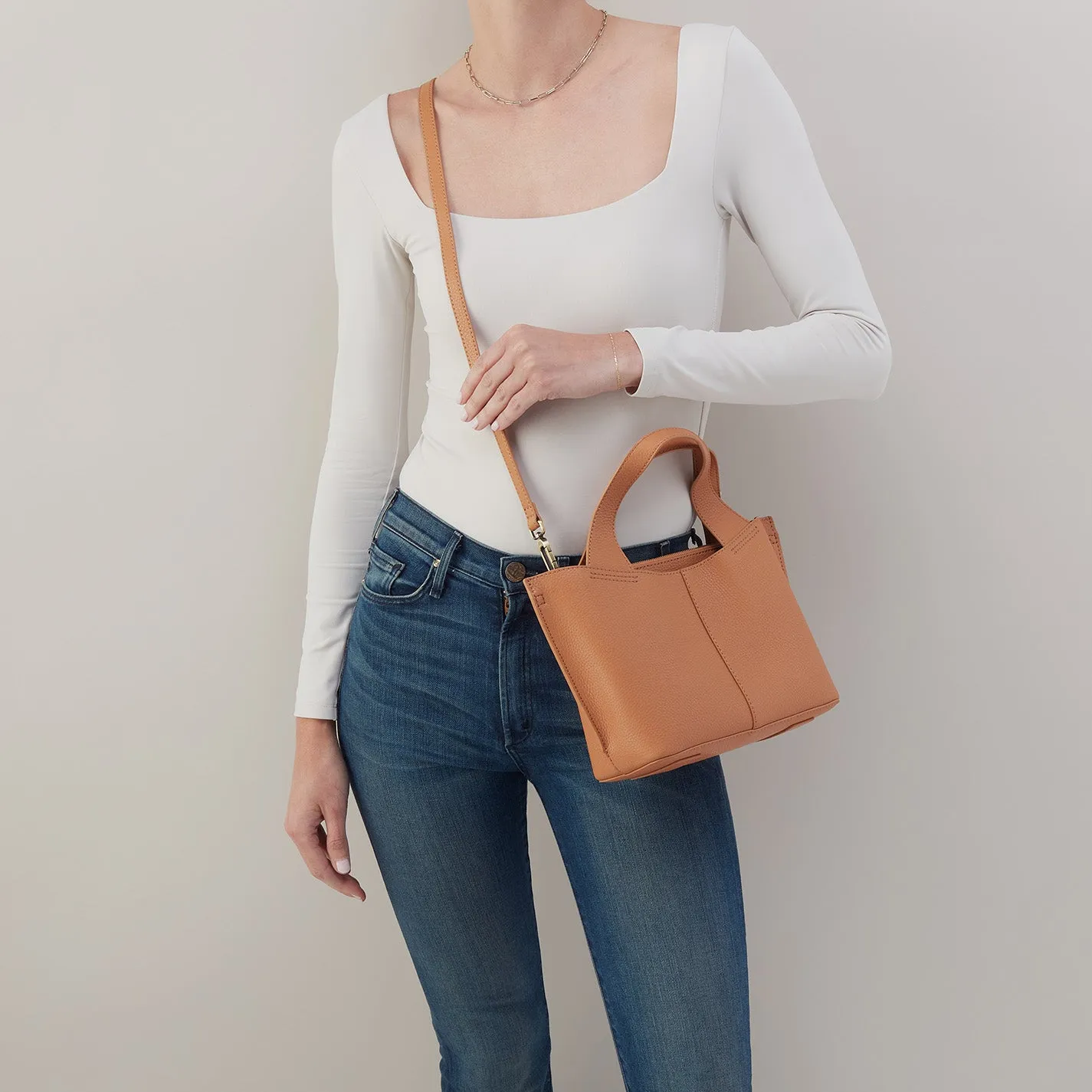 Vida Small Tote in Micro Pebbled Leather - Biscuit