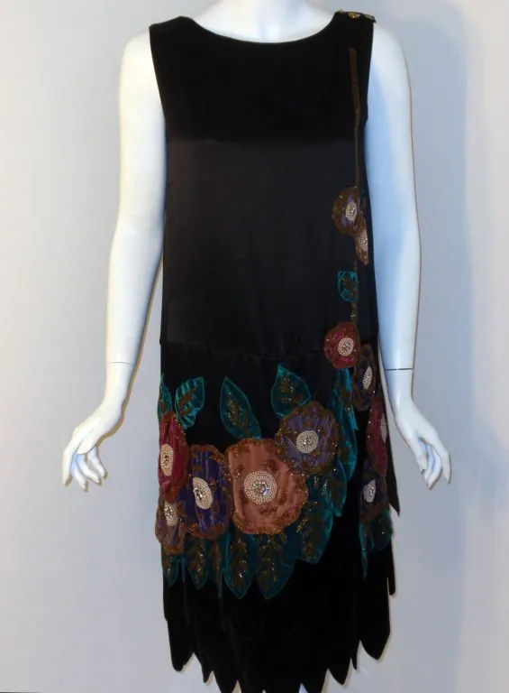 VINTAGE Circa 1920s Black Beaded & Velvet Dress